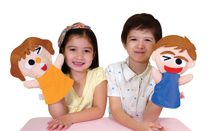 Pacynki chłopiec i dziewczynka pokaż emocje na twarzy K's Kids Training2s