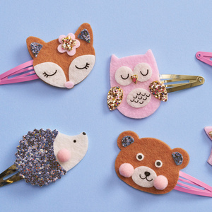 Brokatowe spinki do włosów Leśne zwierzątka Zestaw kreatywny dla dzieci do tworzenia biżuterii Janod